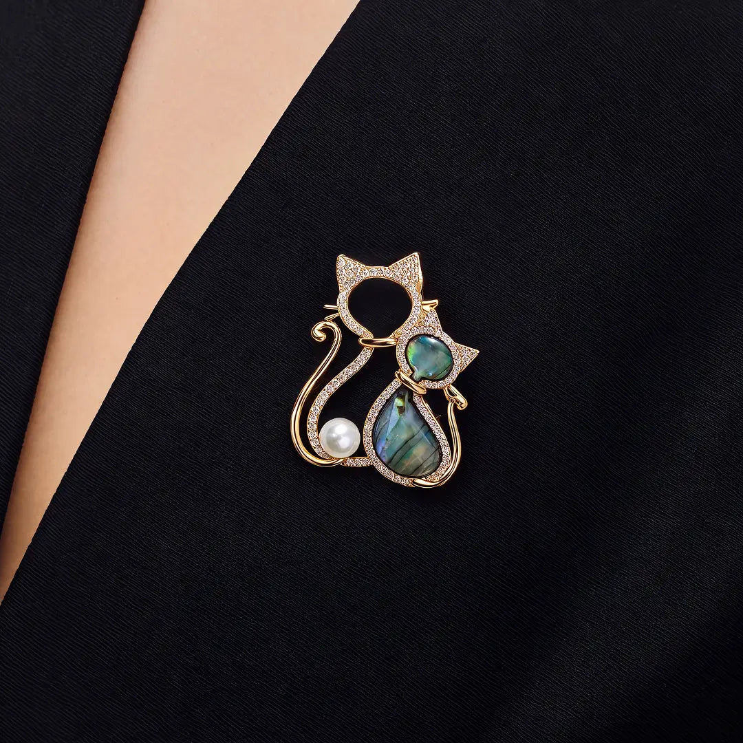 Kimagure Brooch