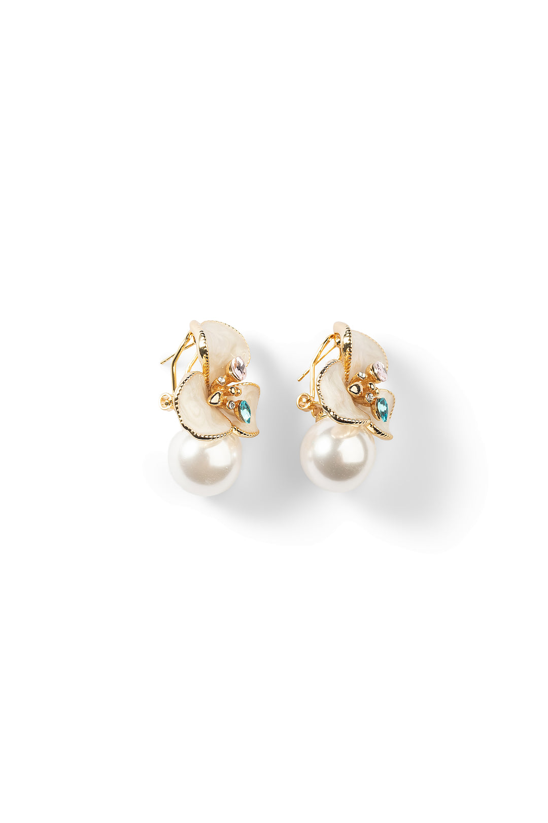Aiko Tanaka Hana no Shirabe earrings, gold mother-of-pearl flower studs with white pearl drops, on white