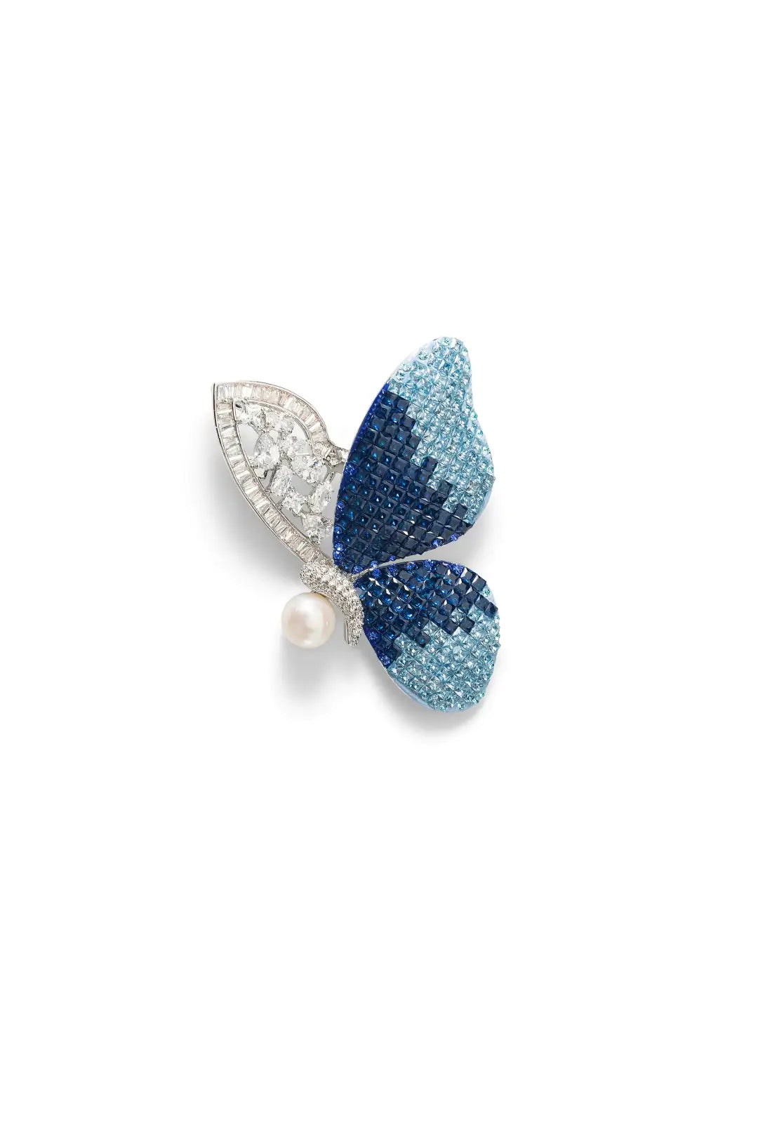 Aiko Tanaka Ageha brooch, a butterfly with blue pavé wings, a silver filigree wing and a pearl, white background
