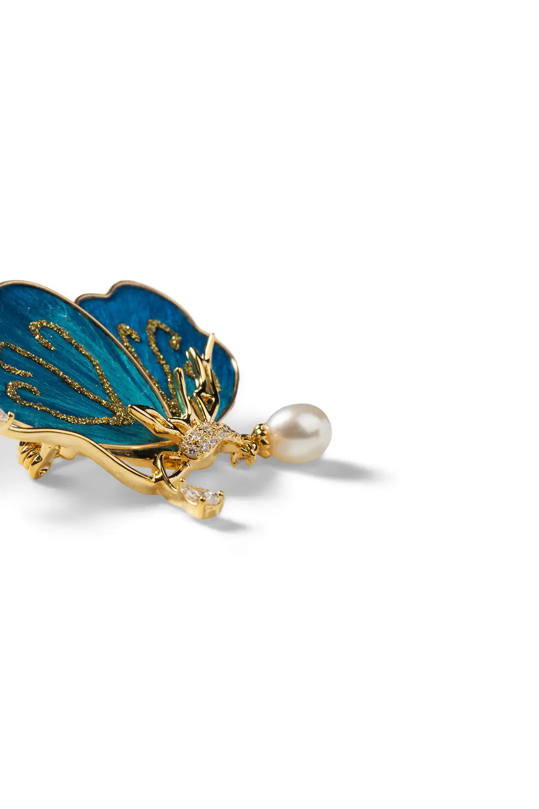 Chōkasumi Brooch
